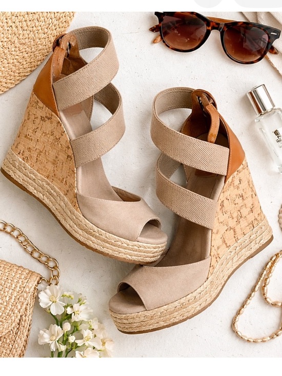 Shoes - Tory Burch Tan And Cream Wedge sandal Size 9 1/2